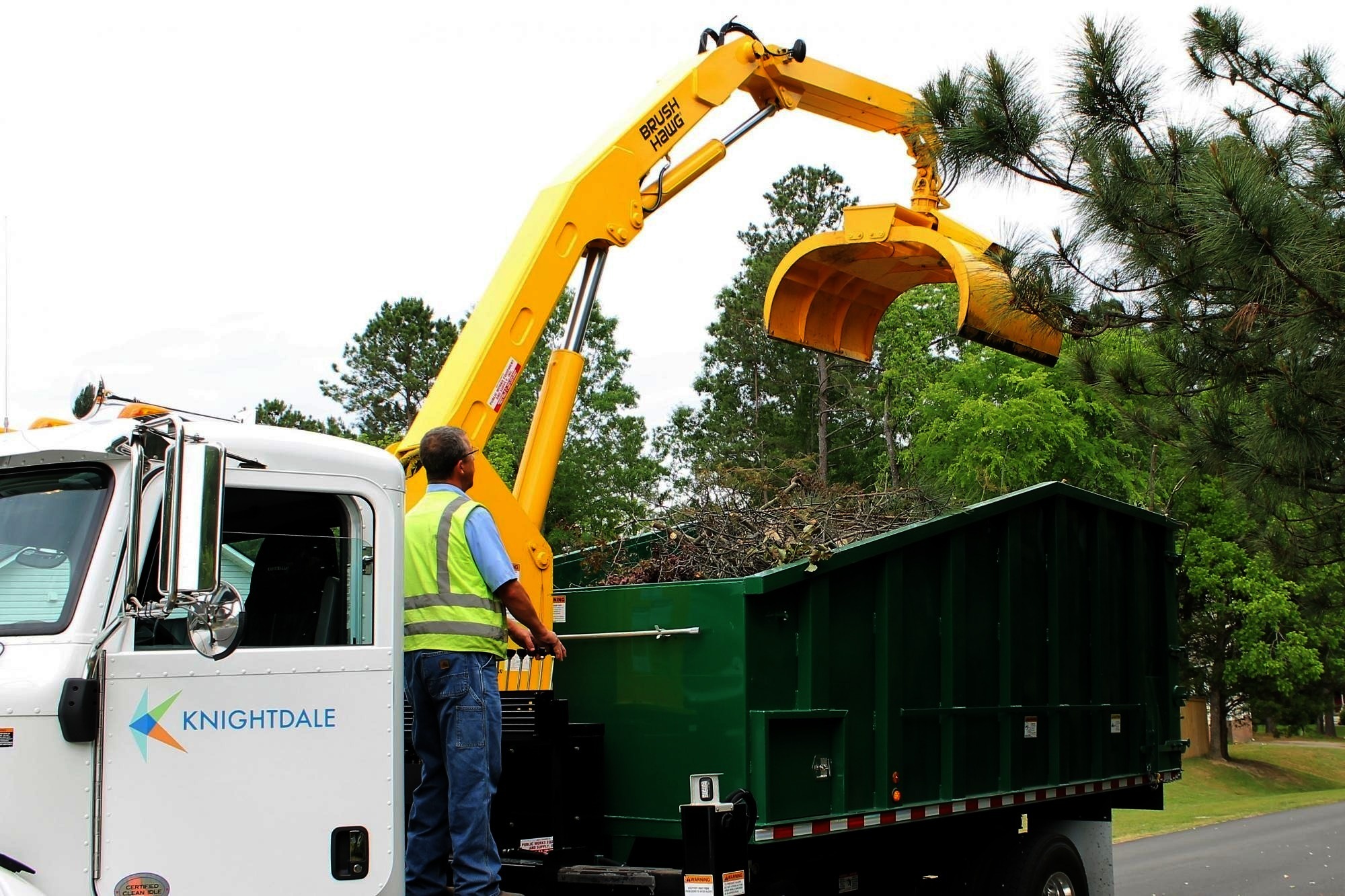 Yard Waste Truck