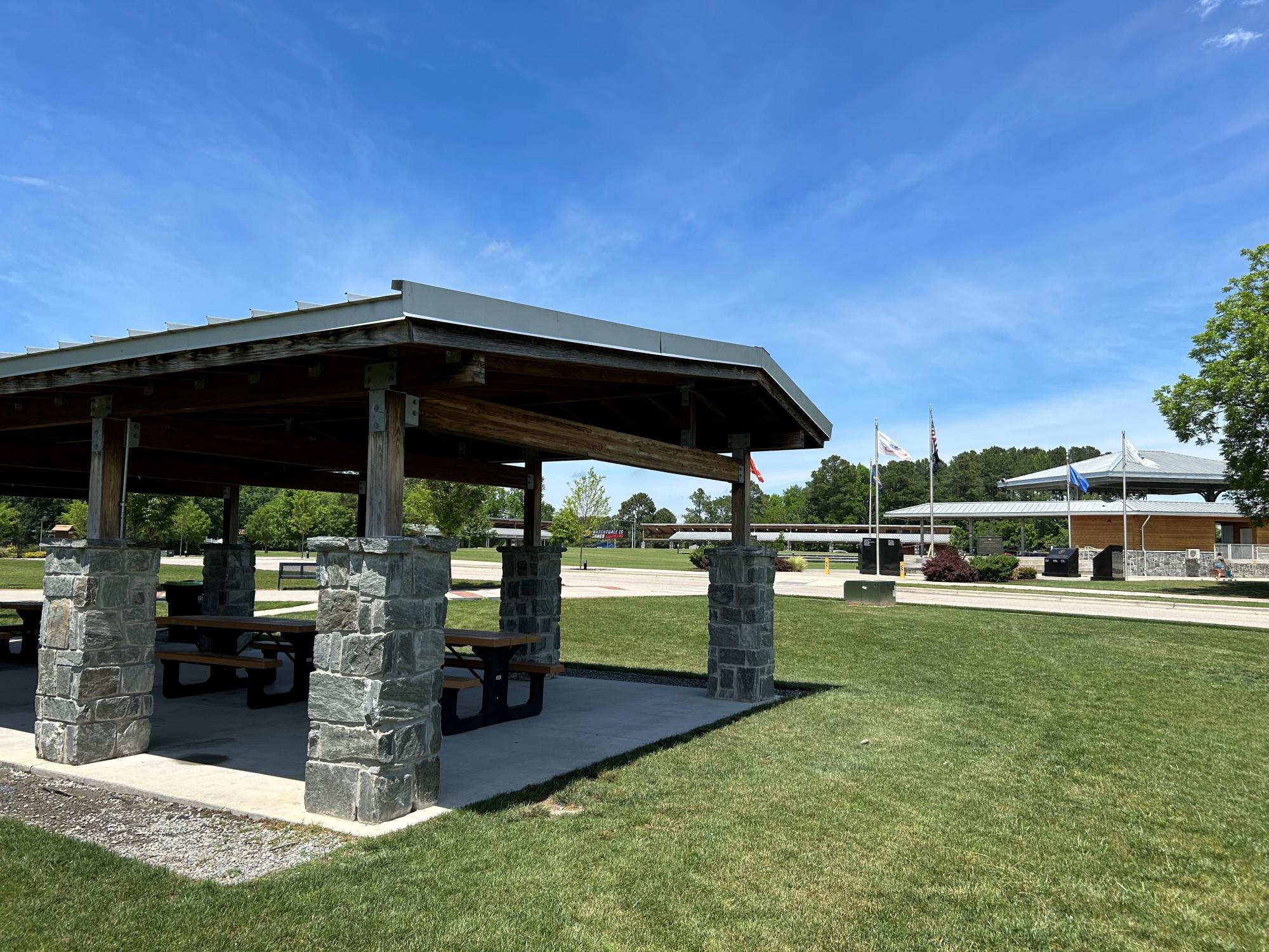 veterans memorial shelter picture